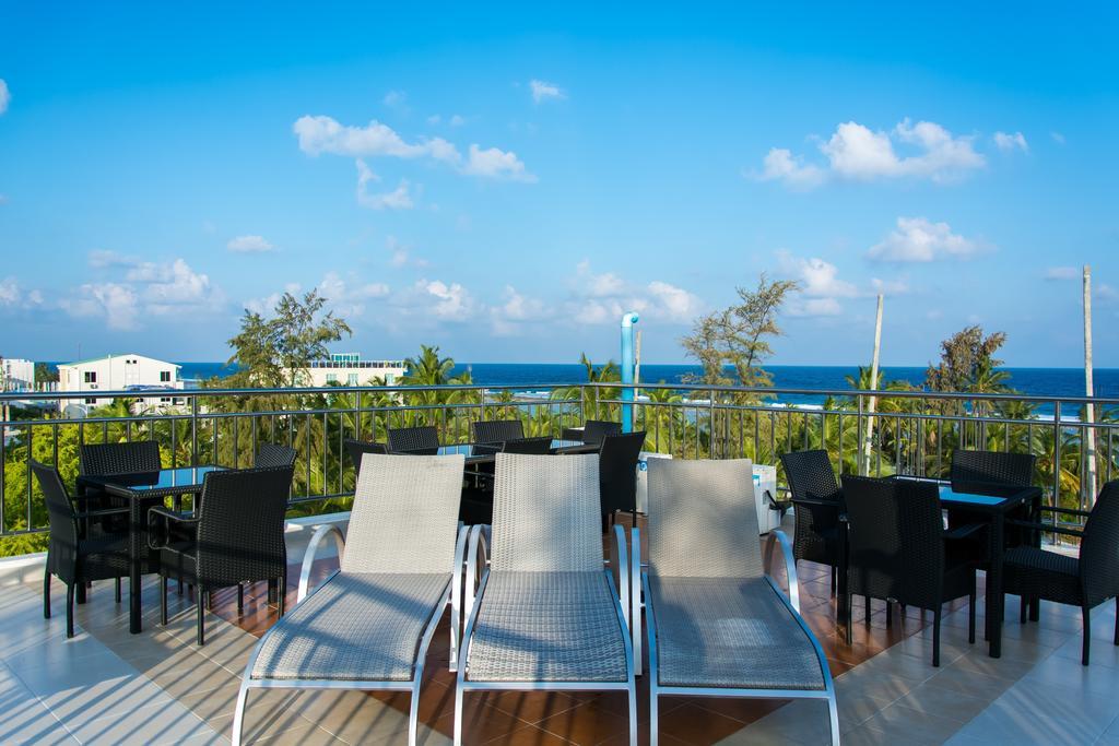 Beach Palace Hulhumalé Extérieur photo