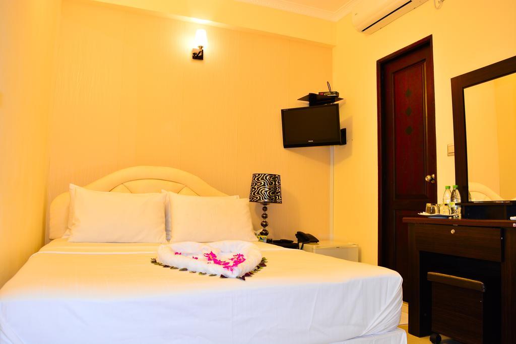 Beach Palace Hulhumalé Extérieur photo